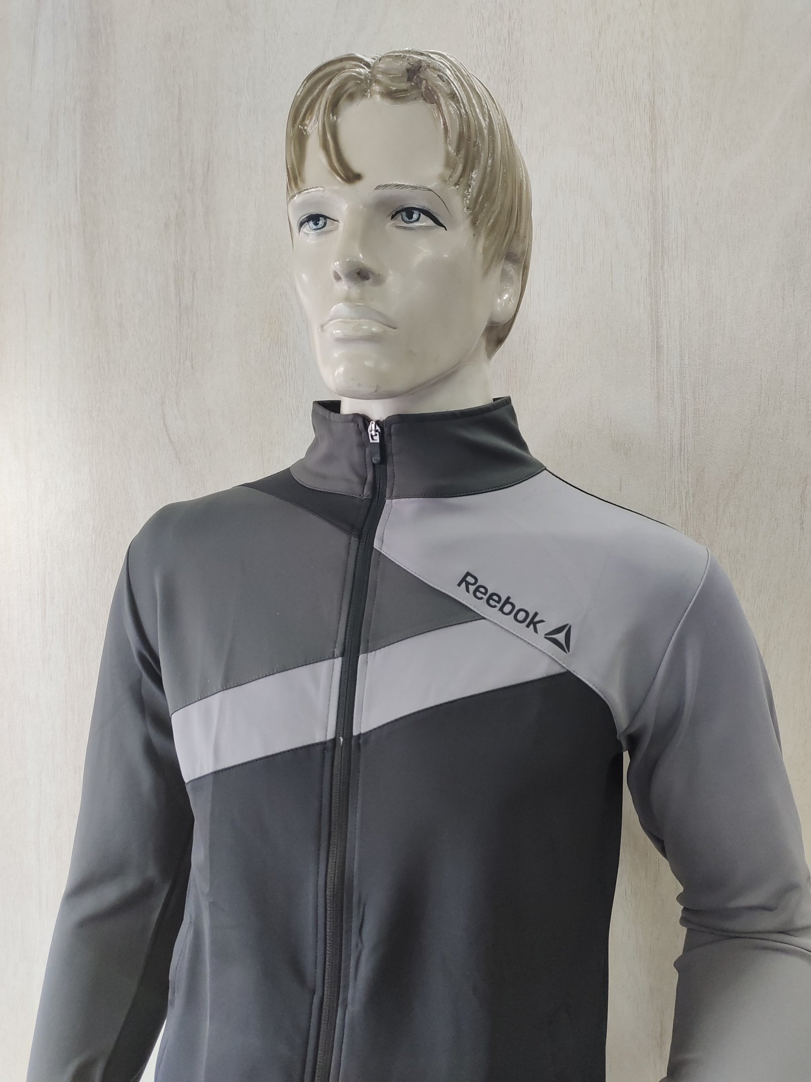 Reebook Sports Zipper